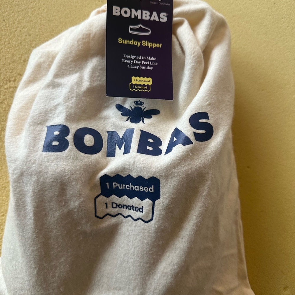 NWT in box Women’s Bombas Sunday Slipper - Picture 5 of 6